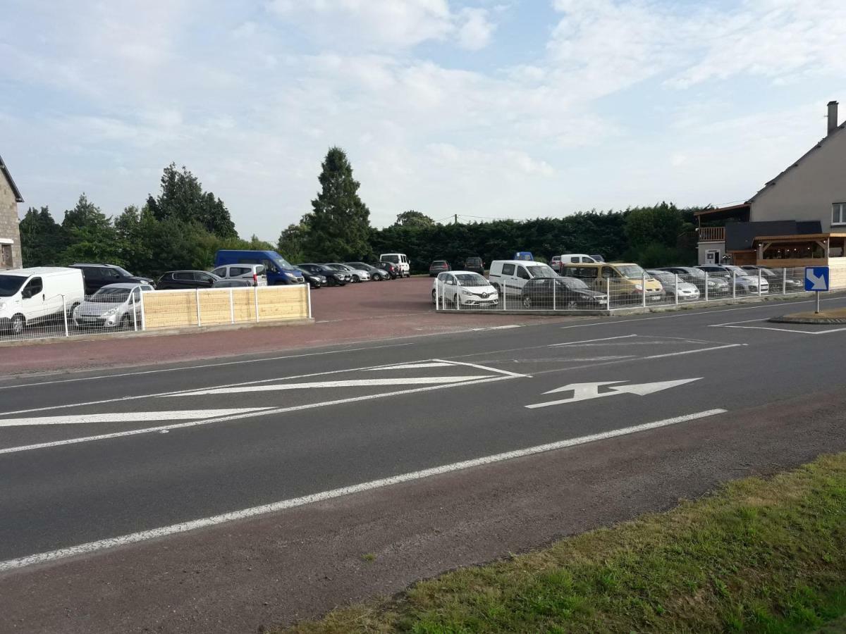 Les Closeaux Phil Mortain-Bocage Buitenkant foto